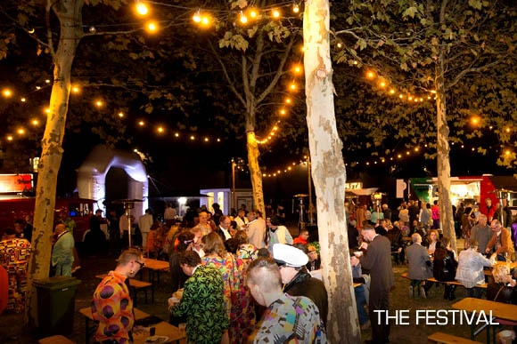 Kerst bedrijfsfeest / personeelsfeest met foodtrucks organiseren voor personeel & bedrijf