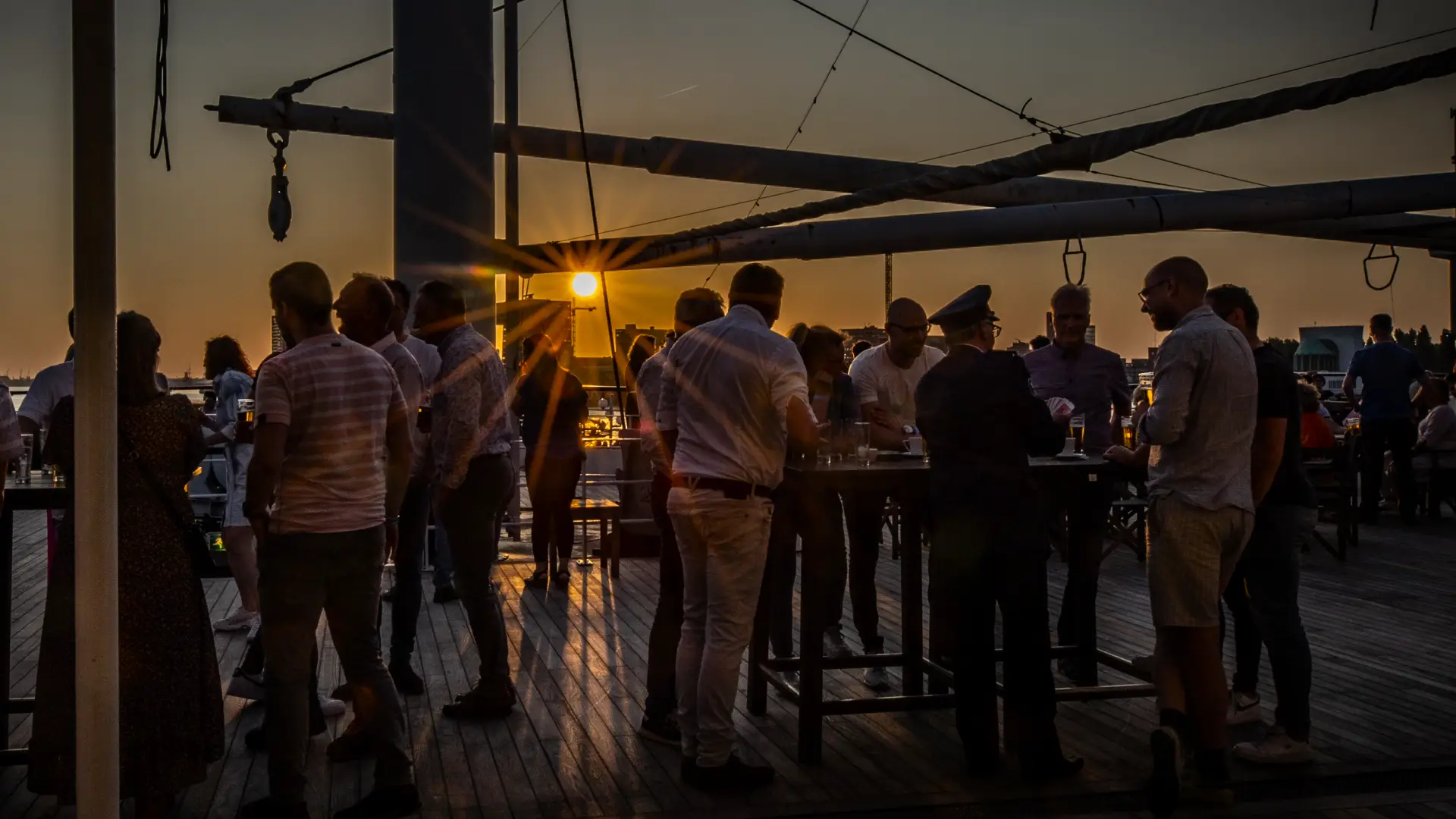 Kerst personeelsfeest op de SS Rotterdam